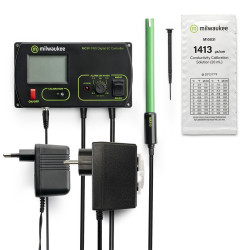 Monitor i kontroler EC Milwaukee MC745 PRO + 2x pompa dozująca nawóz Monitor i kontroler EC Milwaukee MC745 PRO + 2x pompa dozująca nawóz