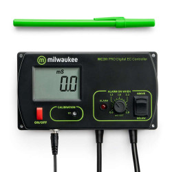 Monitor i kontroler EC Milwaukee MC745 PRO + 2x pompa dozująca nawóz Monitor i kontroler EC Milwaukee MC745 PRO + 2x pompa dozująca nawóz