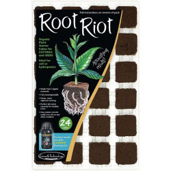 Growth Technology Root Riot Tray - kostki gąbki torfowe do sadzonek / klonów taca 24szt Growth Technology Root Riot Tray - kostki gąbki torfowe do sadzonek / klonów taca 24szt
