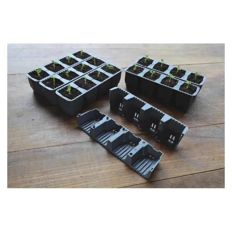Samonawadniający propagator Garland z 24 wkładami do ukorzeniania 38x23xh14cm G241