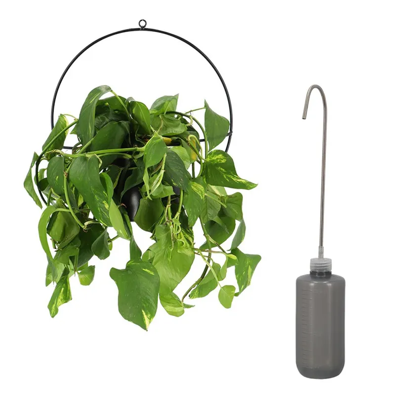 Esschert Design – Butelka do podlewania wiszących doniczek 0,5L